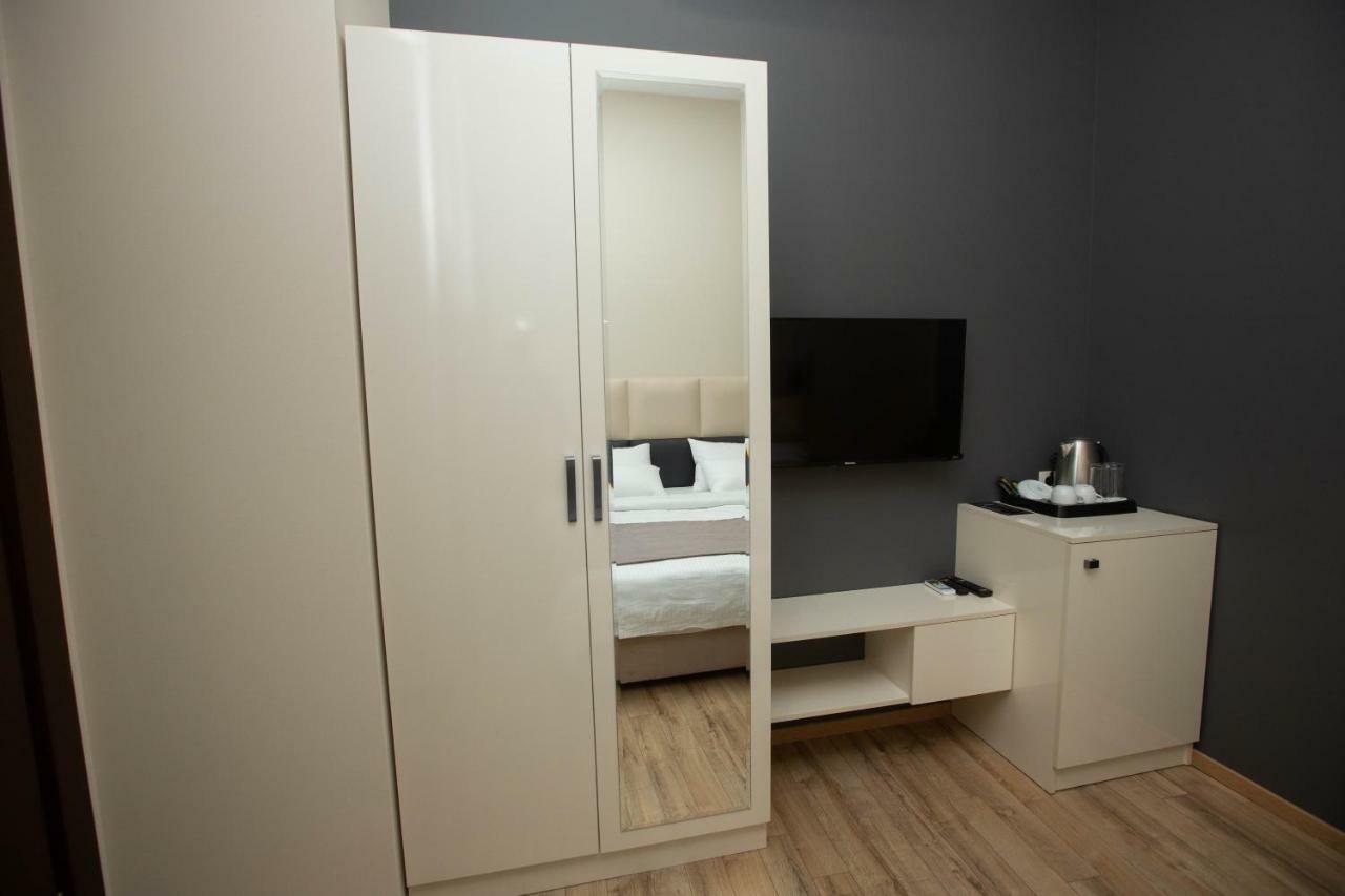 History Hotel Tbilisi Buitenkant foto